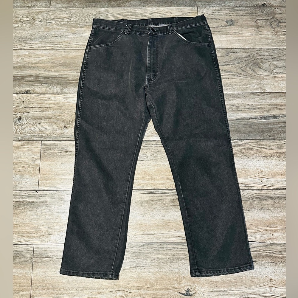 Vintage men's black Wash Wrangler  Jeans 36x29